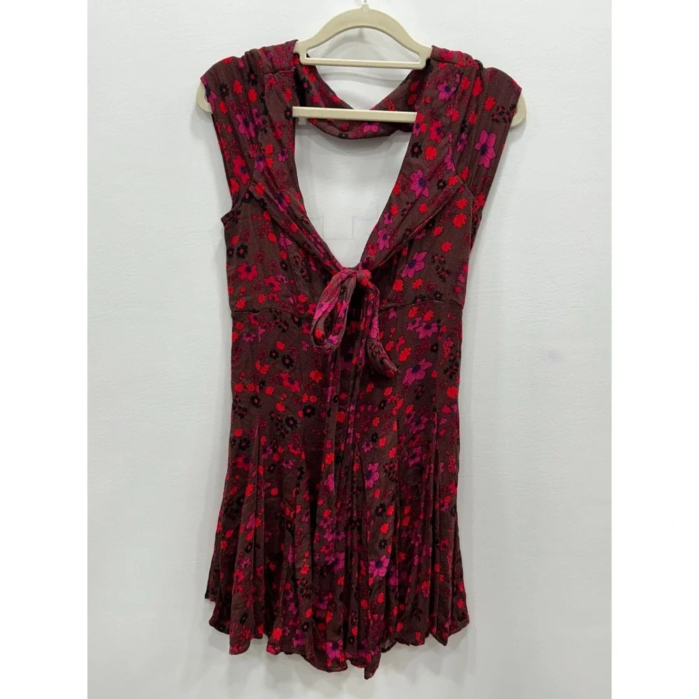 Free People It Takes Two Wrap Dress Womens XS Red Floral Tie Front Boho Romantic